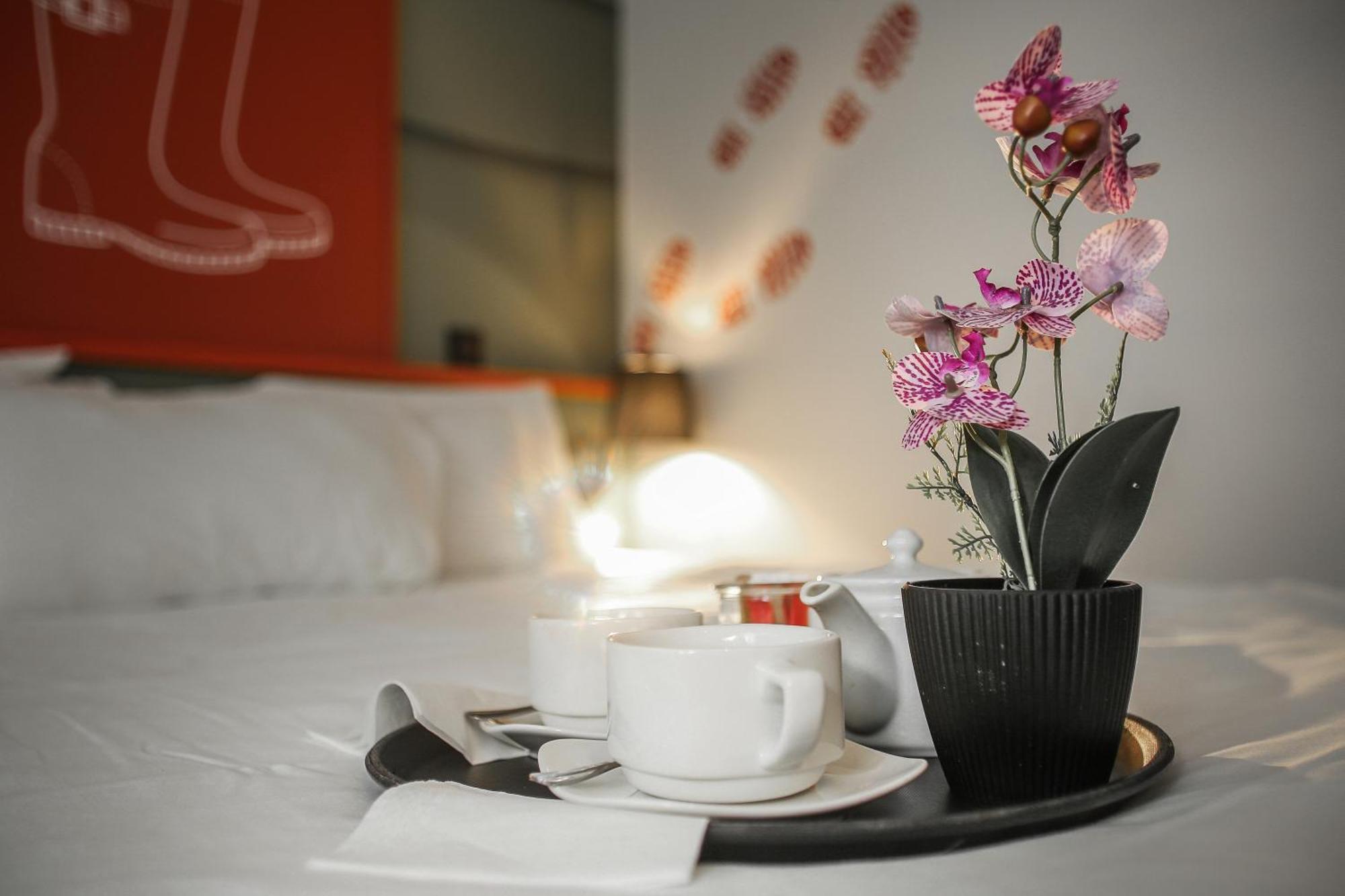 Ibis Styles Lisieux Normandie Exterior photo