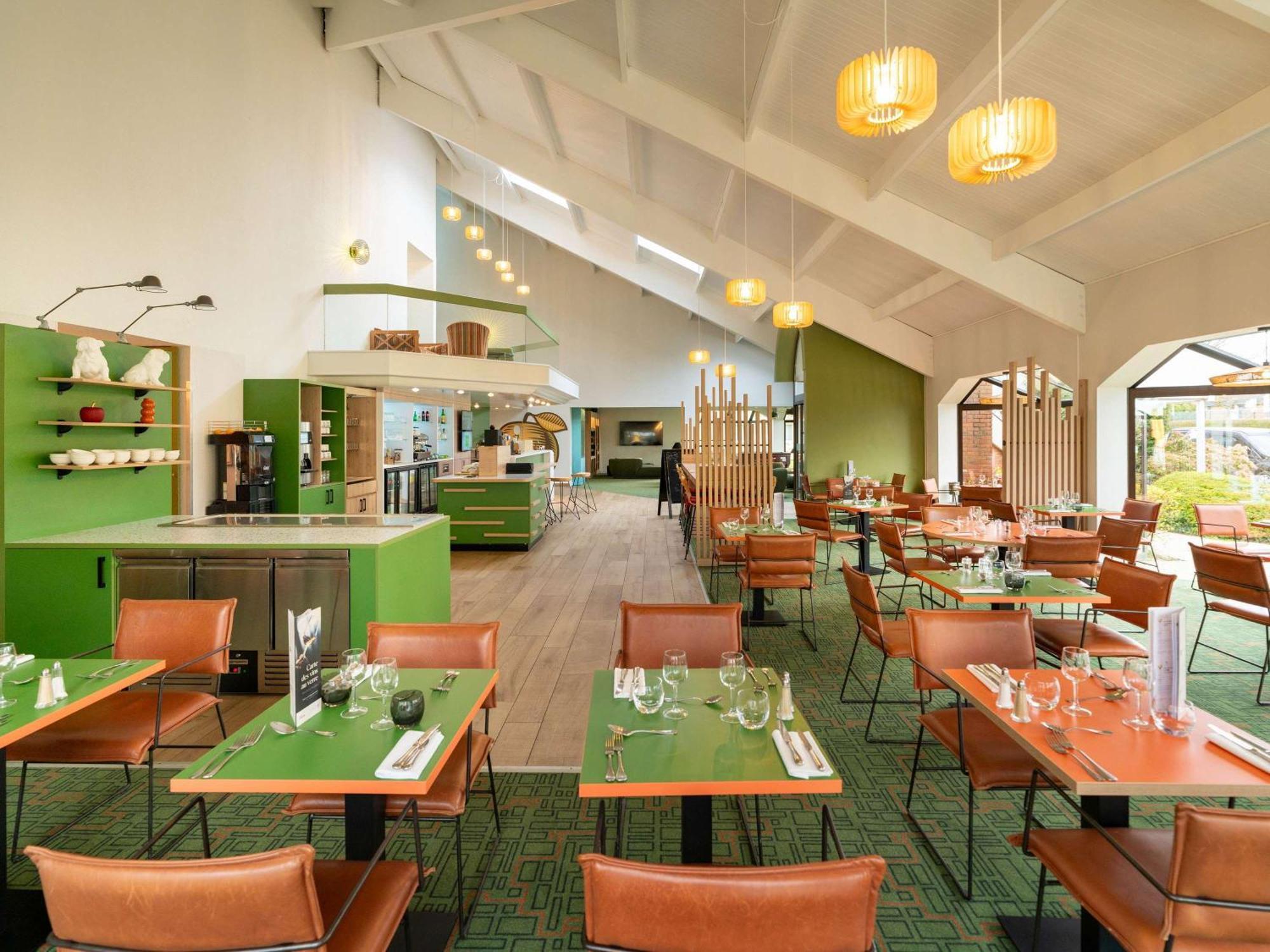 Ibis Styles Lisieux Normandie Exterior photo