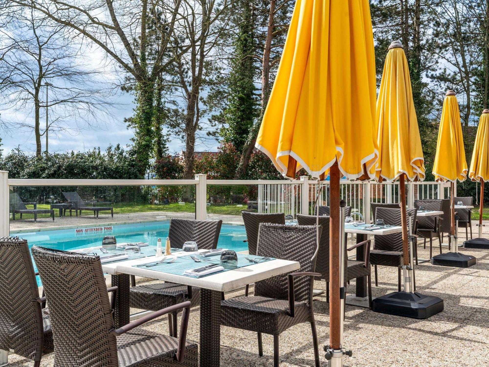 Ibis Styles Lisieux Normandie Exterior photo